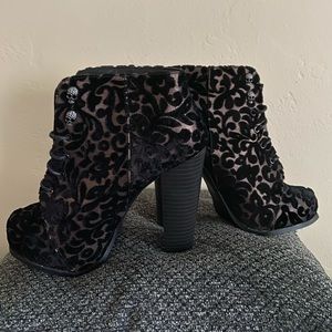Brocade lace up ankle bootie